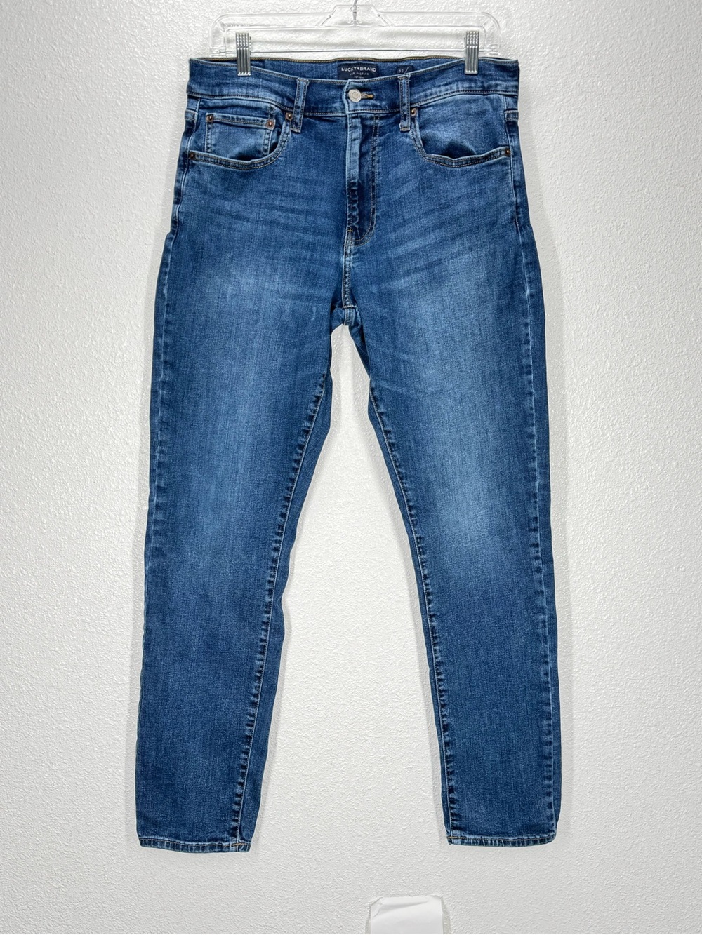 Lucky Brand 412 Athletic Slim 32/32 (inseam now 31) Mid Rise